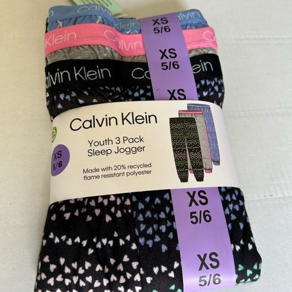 Calvin Klein youth three pack sleeper jogger New size x-small‎ 5/6